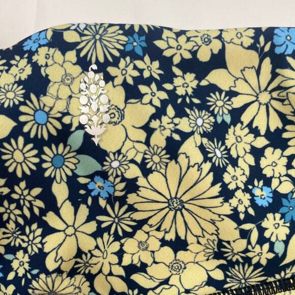 Free People Loose Control Wrap Leggings Floral Large Daisy Blue Green Yellow GUC - Picture 8 of 13
